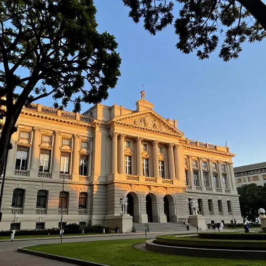 Descubra a História e a Importância do Paço Municipal de Porto Alegre