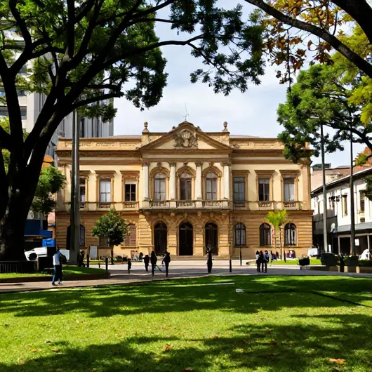 Descubra a História e Encanto da Praça da Alfândega em Porto Alegre
