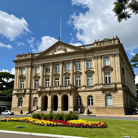 Descubra as Secretarias de Porto Alegre