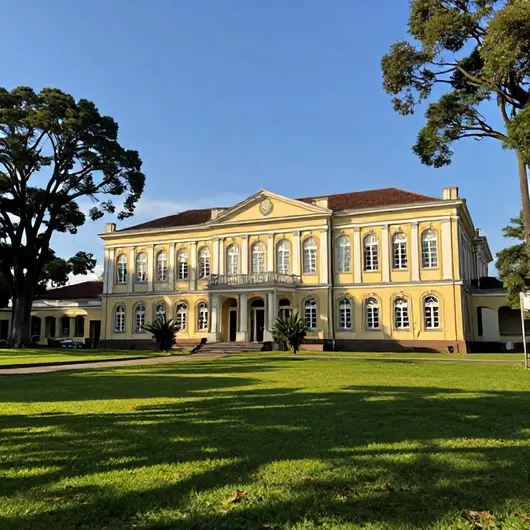 Descubra o Colégio Farroupilha Descubra o Colégio Farroupilha