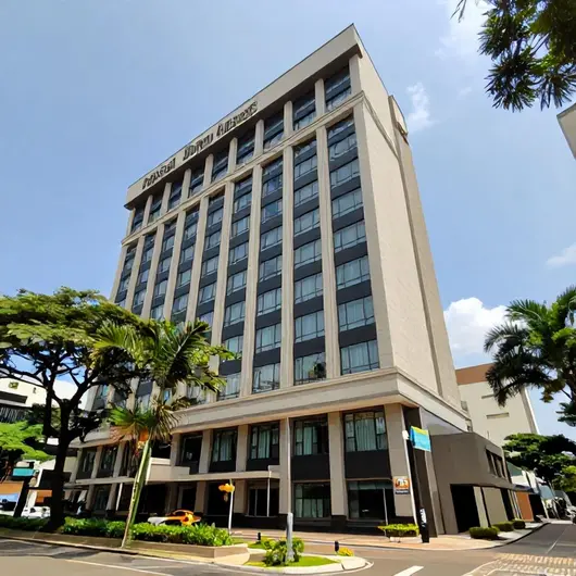 Descubra o Hotel Dan Inn Express Porto Alegre