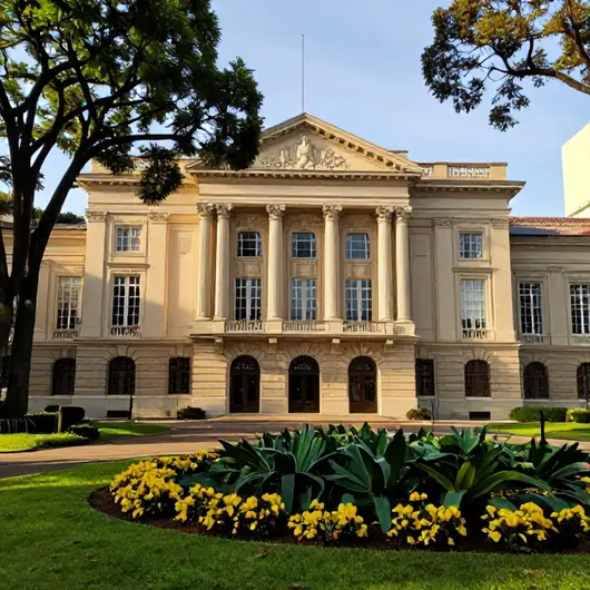 Descubra o Museu de Arte do Rio Grande do Sul