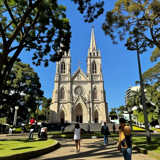 Descubra o Santuário Mãe de Deus em Porto Alegre