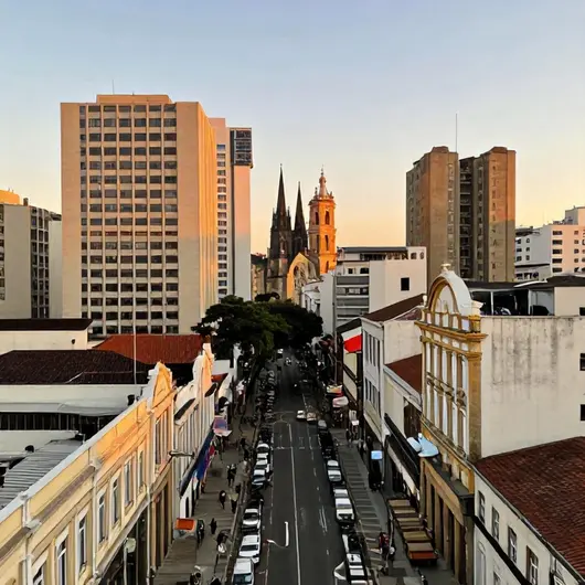 Descubra os Prédios Históricos de Porto Alegre Descubra os Prédios Históricos de Porto Alegre