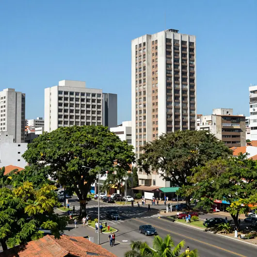Guia dos Consulados em Porto Alegre: Onde Encontrar Apoio Internacional Guia dos Consulados em Porto Alegre: Onde Encontrar Apoio Internacional