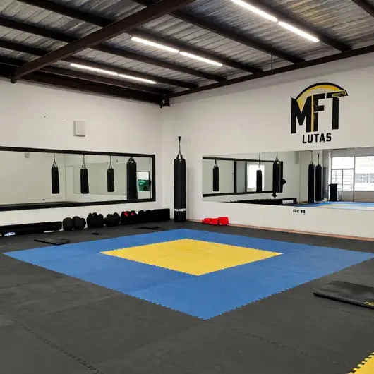 MFT LUTAS: O Seu Destino para Treinamento de Artes Marciais MFT LUTAS: O Seu Destino para Treinamento de Artes Marciais