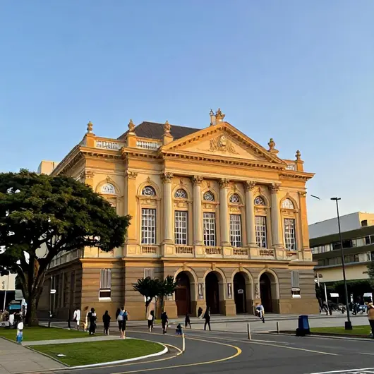 Multipalco Theatro São Pedro: Um Centro de Cultura e Arte