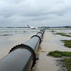 tubulação de água rompe aeroporto Porto Alegre